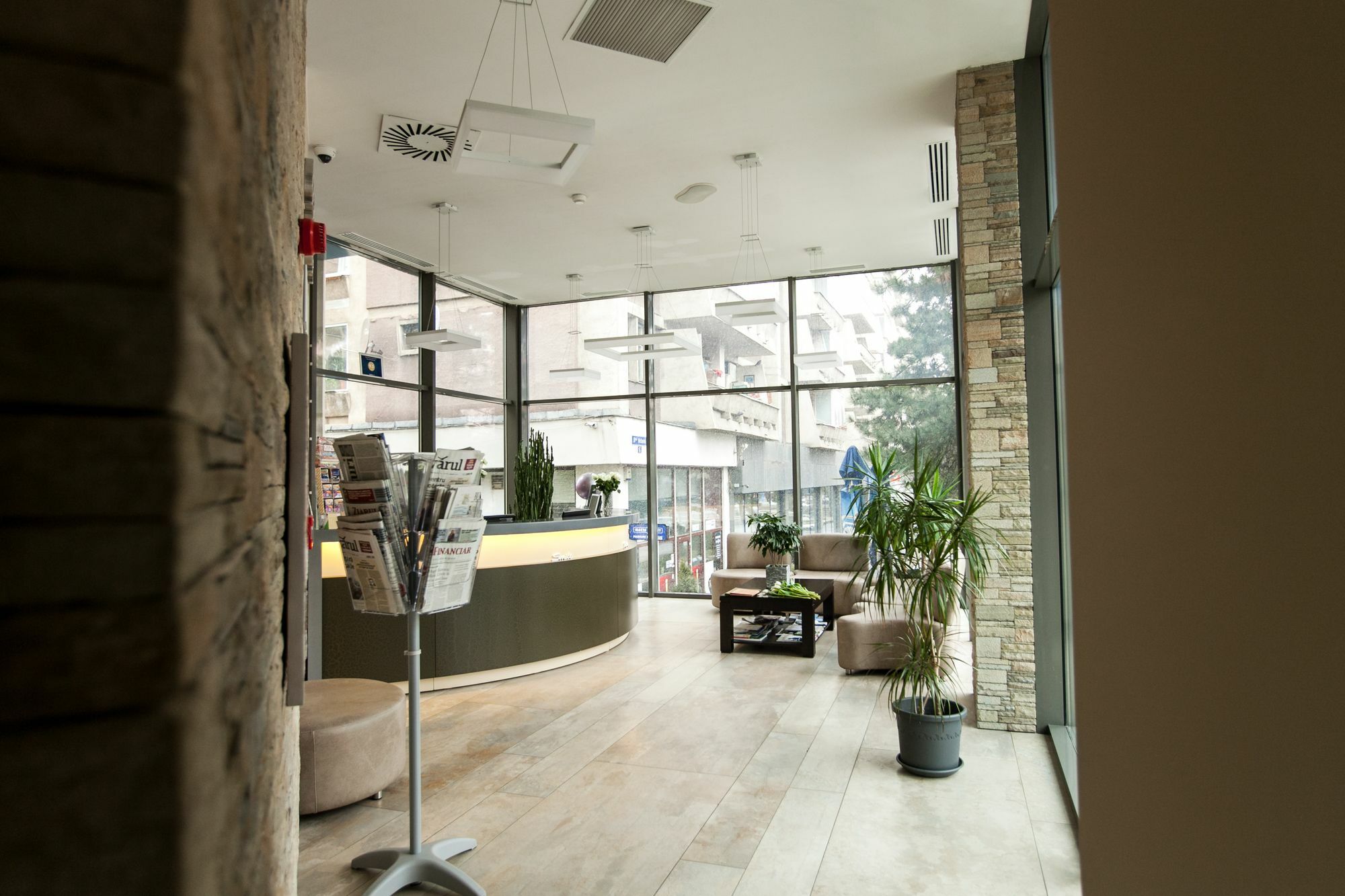Victoria Bulevard Hotel Brasov Ngoại thất bức ảnh